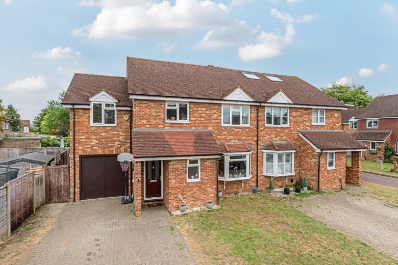 Click the photo for more details of Aragon Walk, Byfleet, Surrey