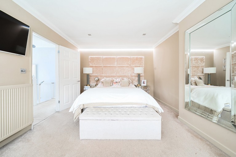 Images for Sanway Close, Byfleet, Surrey