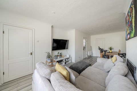 Click the photo for more details of Engliff Lane, Pyrford, Surrey