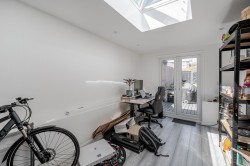 Images for Engliff Lane, Pyrford, Surrey