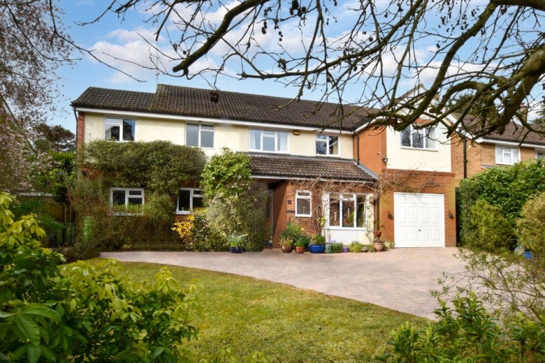 Click the photo for more details of The Gateway, Woodham, GU21