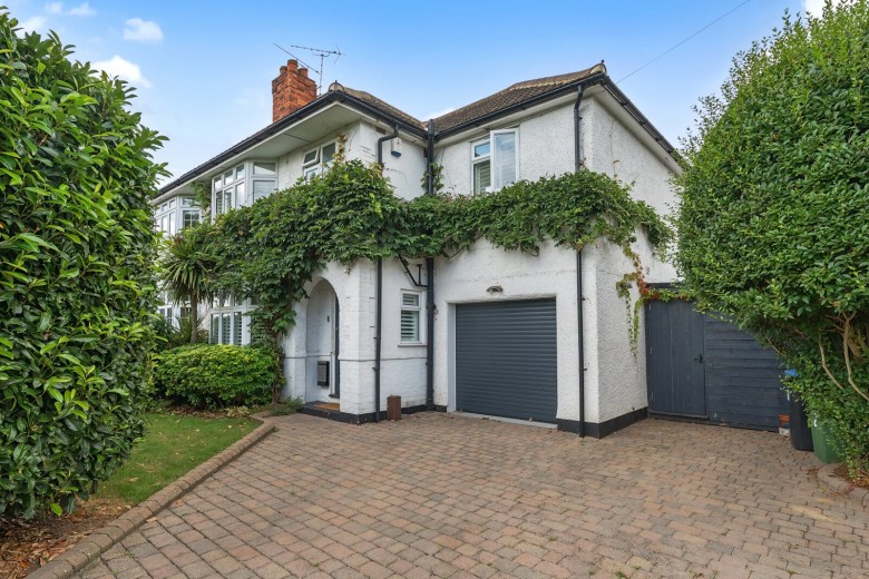 Click the photo for more details of Church Road, Byfleet, Surrey