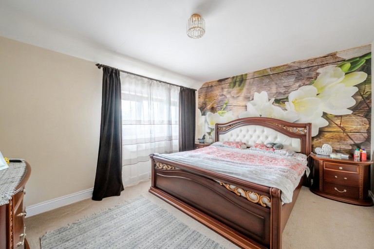 Images for Cornwall Avenue, Byfleet, Surrey
