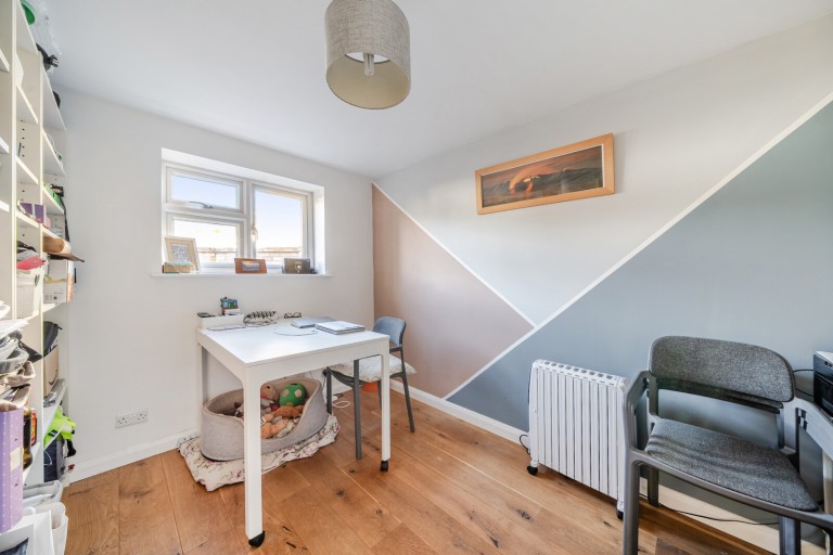 Images for Gorselands Close, West Byfleet, Surrey