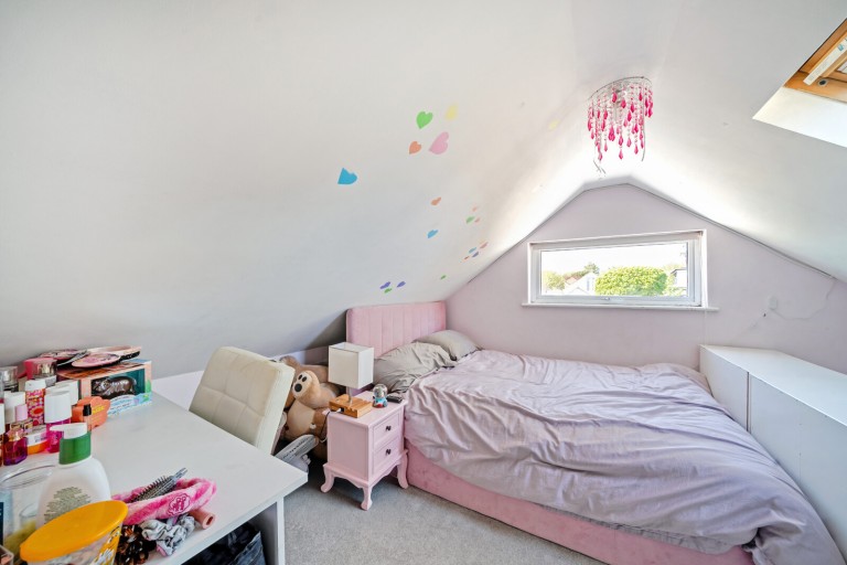 Images for Linden Close, New Haw, Surrey