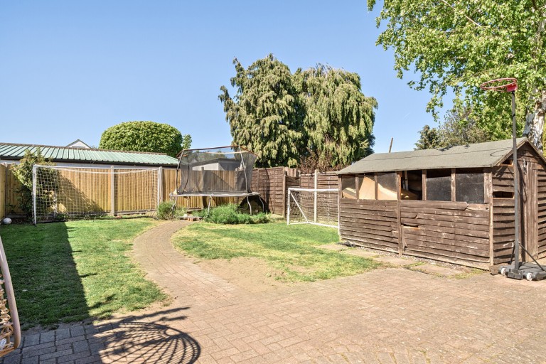 Images for Linden Close, New Haw, Surrey