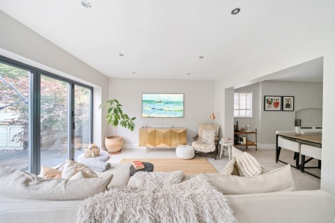 Click the photo for more details of Woodlands Avenue, West Byfleet, KT14