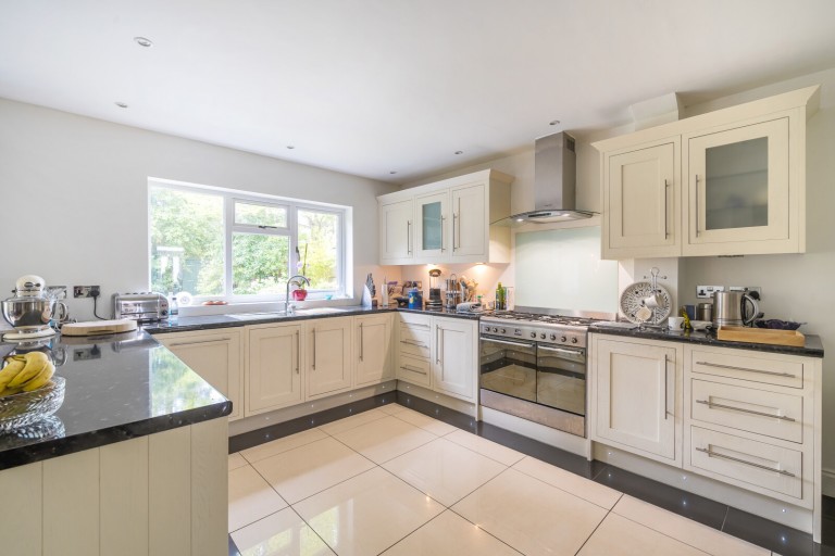 Images for Hamilton Avenue, Pyrford, GU22