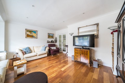 Click the photo for more details of Hamilton Avenue, Pyrford, Surrey