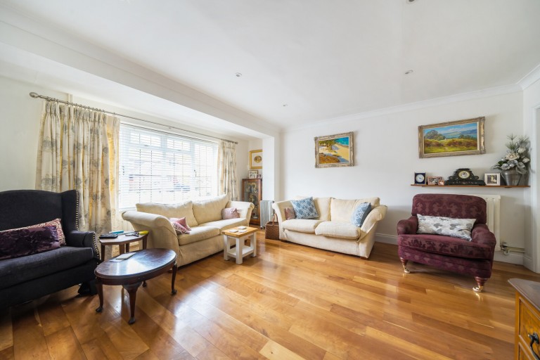 Images for Hamilton Avenue, Pyrford, Surrey