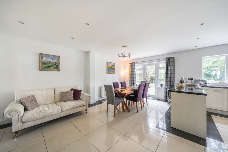 Images for Hamilton Avenue, Pyrford, Surrey