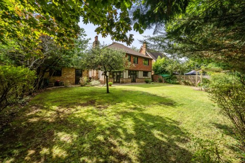 Click the photo for more details of Hatfield Close, West Byfleet, KT14