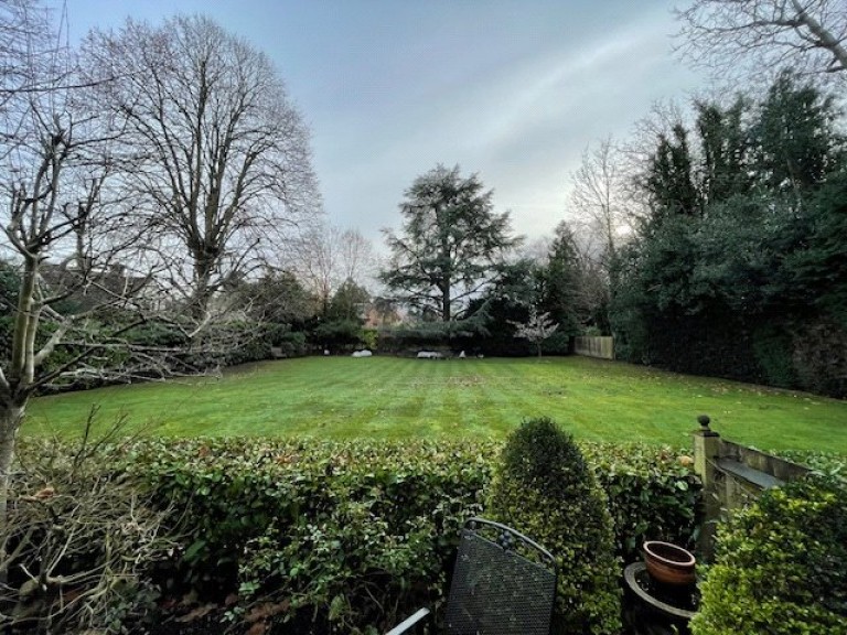 Images for Old Woking Road, West Byfleet, Surrey