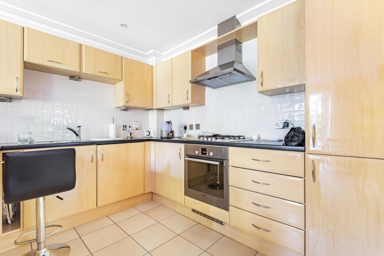 Images for Old Woking Road, West Byfleet, KT14
