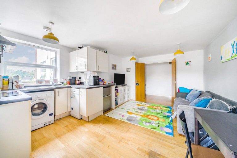 Images for Rosemount Avenue, West Byfleet, Surrey