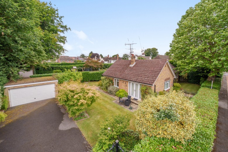 Click the photo for more details of Highfield Road, West Byfleet, KT14