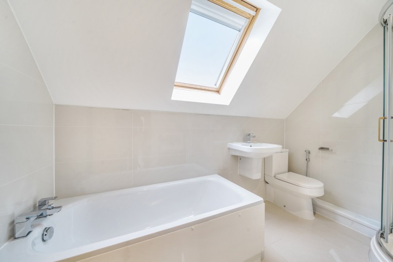 Images for Loxley Close, Byfleet, Surrey