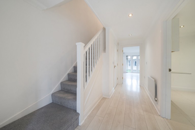 Images for Loxley Close, Byfleet, Surrey