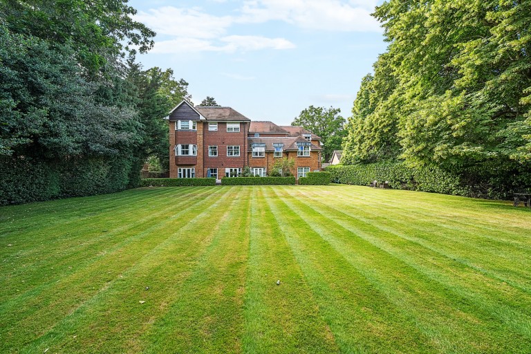 Images for Old Woking Road, West Byfleet, Surrey