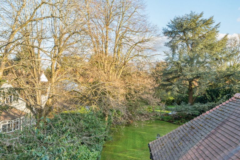 Images for Old Woking Road, West Byfleet, Surrey