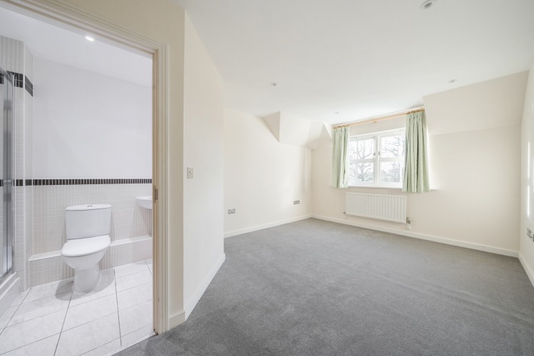 Images for Old Woking Road, West Byfleet, Surrey