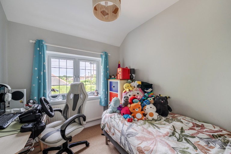 Images for Petersham Avenue, Byfleet, Surrey