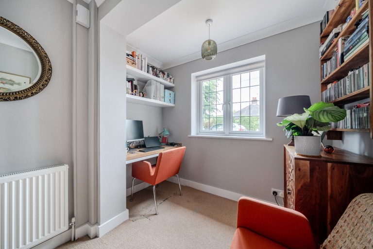 Images for Petersham Avenue, Byfleet, Surrey