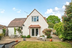 Images for Circle Gardens, Byfleet, Surrey