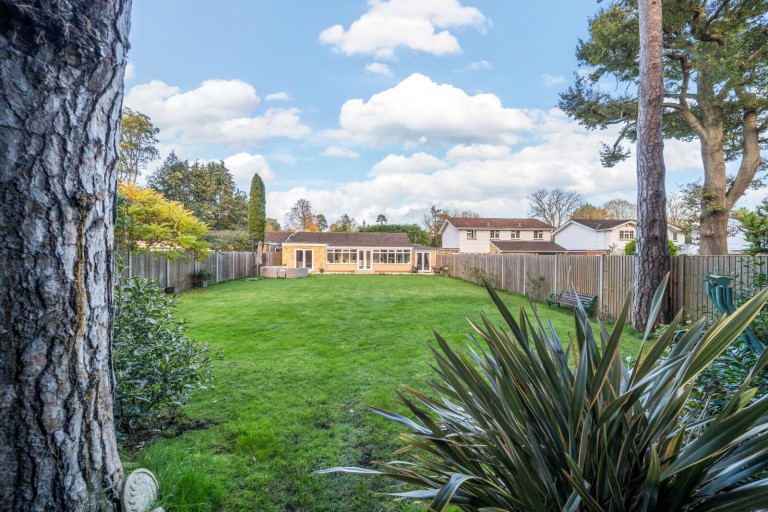 Images for Berkeley Gardens, West Byfleet, Surrey