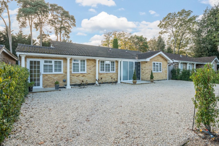 Images for Berkeley Gardens, West Byfleet, Surrey