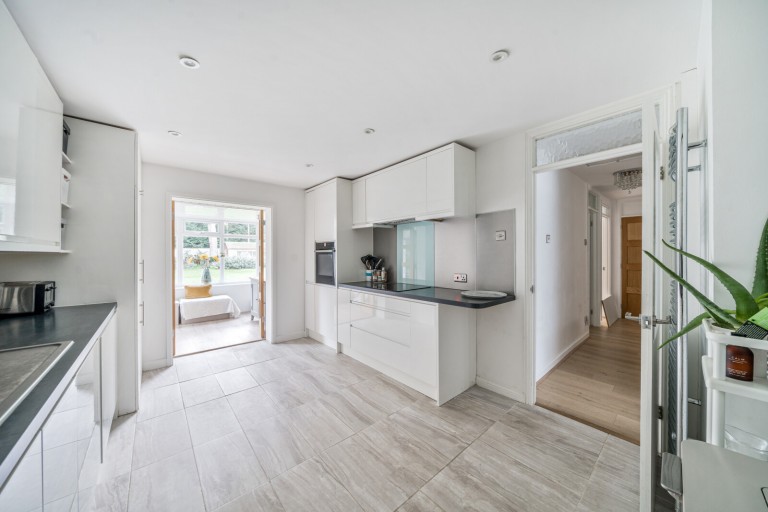 Images for Berkeley Gardens, West Byfleet, Surrey