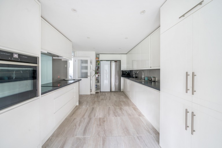 Images for Berkeley Gardens, West Byfleet, Surrey