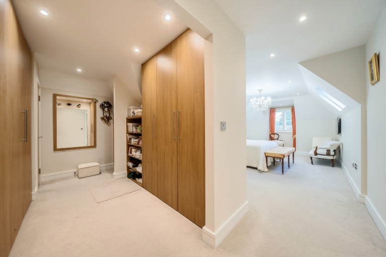 Images for Holmes Mead, Pyrford, Surrey