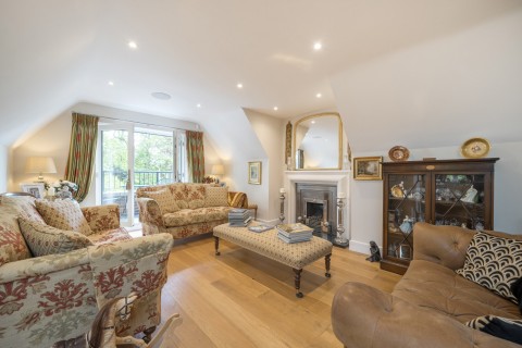 Click the photo for more details of Oakfield House, Holmes Mead, Pyrford, GU22