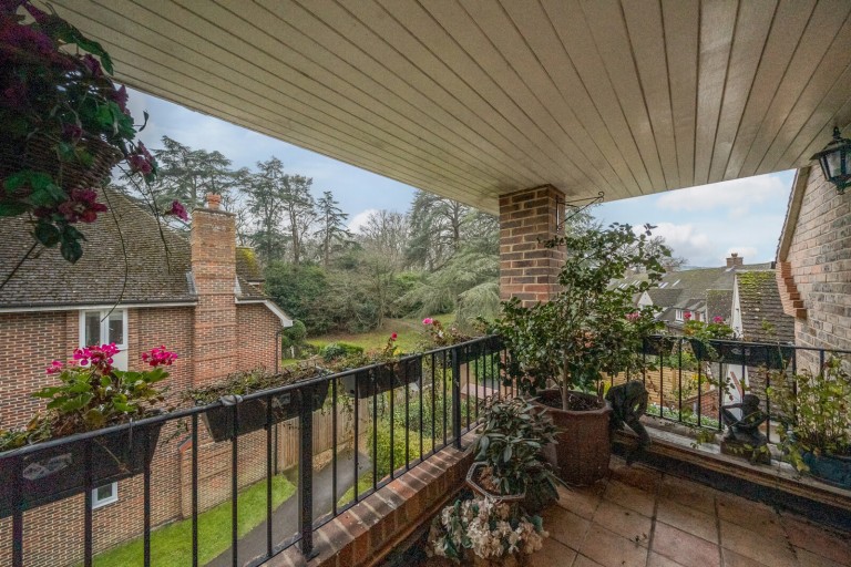 Images for St. Nicholas Crescent, Pyrford, Surrey