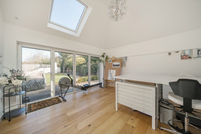 Images for Thorley Gardens, Pyrford, Surrey