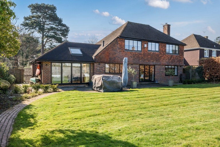 Images for Thorley Gardens, Pyrford, Surrey