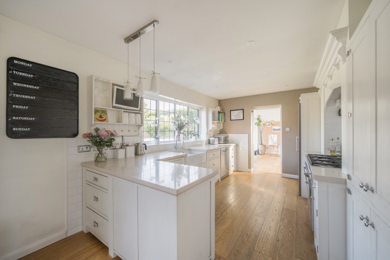 Images for Thorley Gardens, Pyrford, Surrey