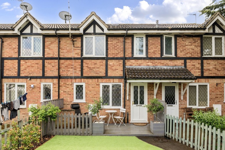 Click the photo for more details of Wakefield Close, Byfleet, Surrey