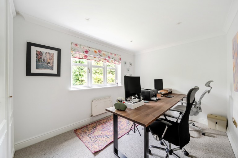 Images for Old Woking Road, West Byfleet, Surrey