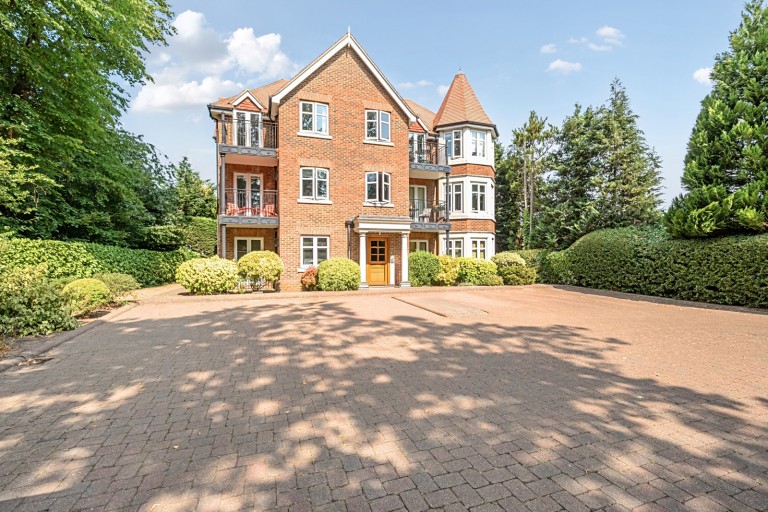 Images for Old Woking Road, West Byfleet, Surrey