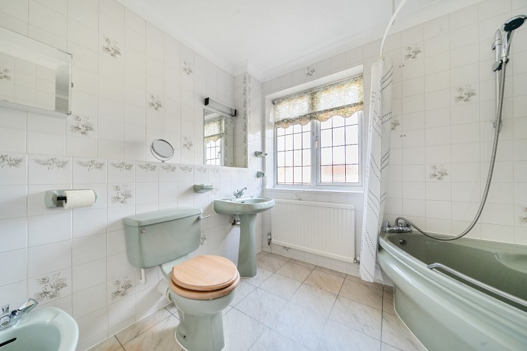 Images for Ridgway Road, Pyrford, Surrey