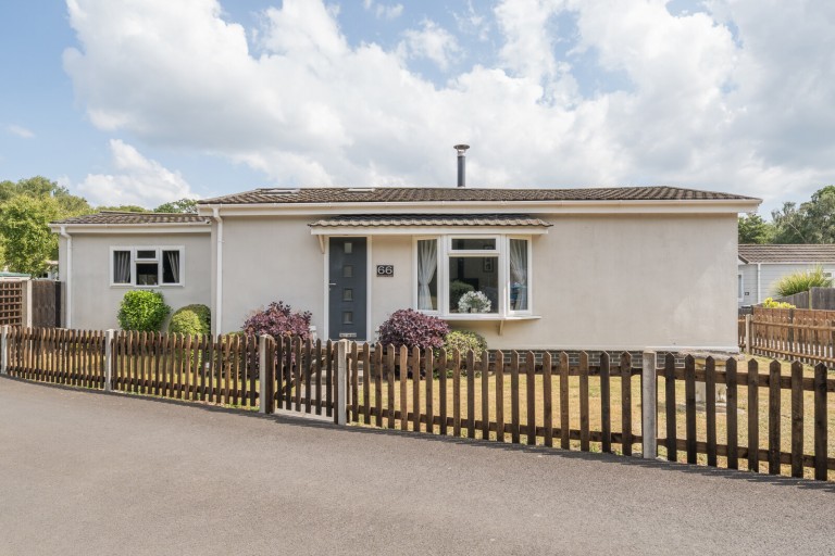 Images for Warren Lane, Pyrford, Surrey