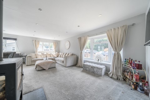Click the photo for more details of Warren Lane, Pyrford, Surrey