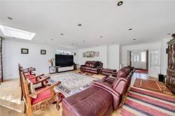 Images for Norfolk Farm Road, Pyrford, GU22