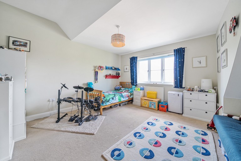 Images for York Close, Byfleet, Surrey