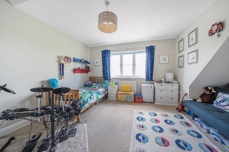 Images for York Close, Byfleet, Surrey