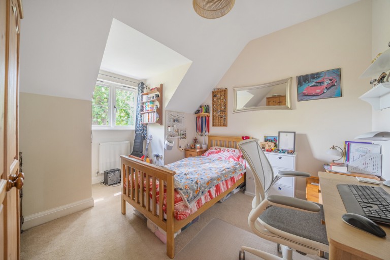 Images for York Close, Byfleet, Surrey