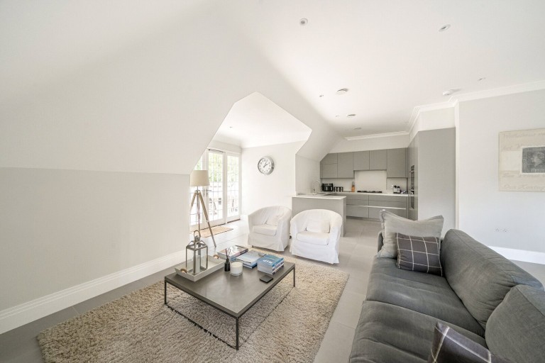 Images for Broadoaks Park Road, West Byfleet, Surrey