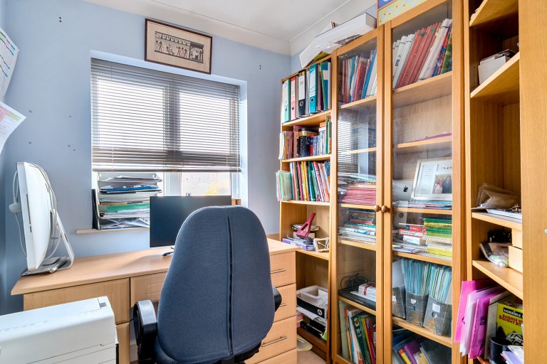 Images for Campbell Close, Byfleet, Surrey